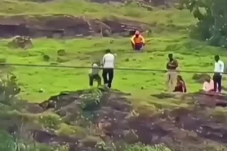 tragedia-na-india:-pais-e-filho-morrem-apos-discussao-por-causa-de-iphone