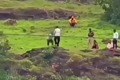 tragedia-na-india:-pais-e-filho-morrem-apos-discussao-por-causa-de-iphone