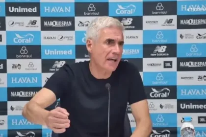 sobrou-ate-para-abel-ferreira:-luis-castro-‘explode’-em-coletiva