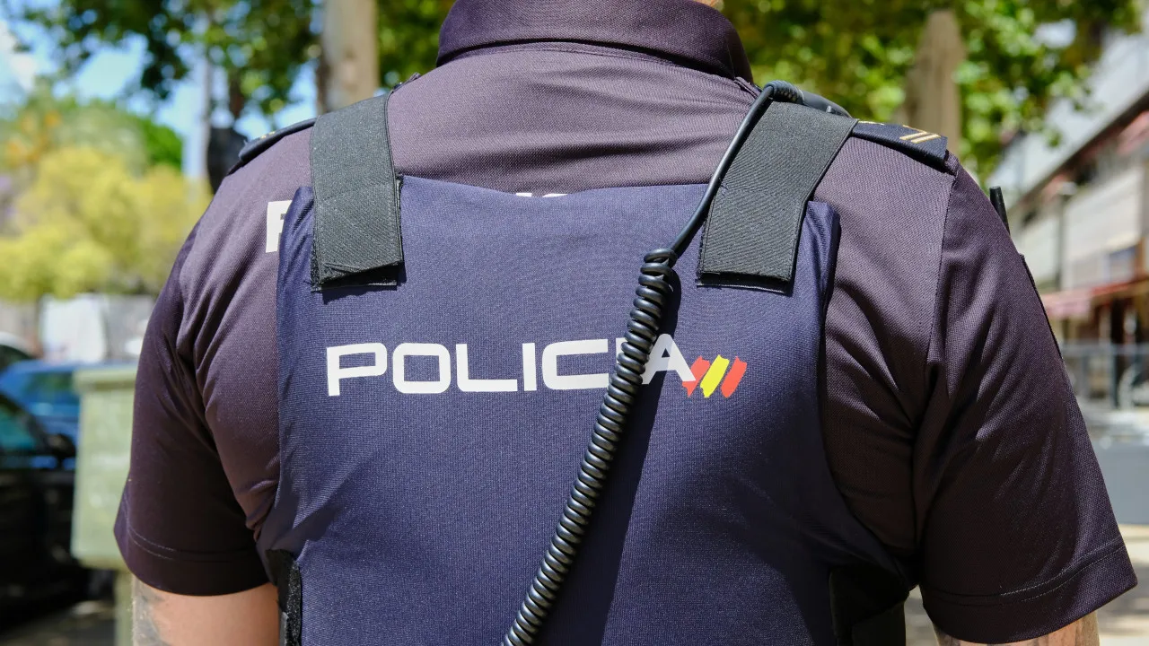 espanha:-jovem-e-forcada-a-casar-com-homem-40-mais-velho;-pais-sao-presos