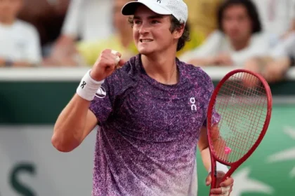 fonseca-tenta-repetir-estrategia,-mas-desiste-pela-1a-vez-de-um-grand-slam