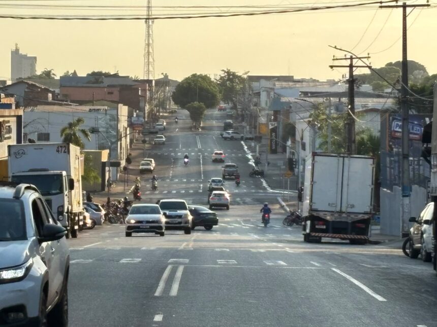prefeitura-de-gurupi-avanca-com-obras-de-drenagem-no-corrego-mutuca-e-inicia-nova-frente-na-avenida-maranhao-nesta-quinta-feira,-27
