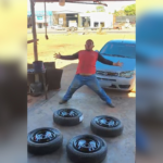 e-pit-stop-de-formula-1?-borracheiro-surpreende-pela-rapidez-ao-encaixar-pneus-sem-ferramentas;