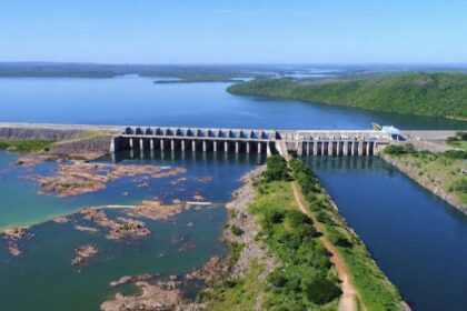 conheca-lago-no-to-em-que-mergulhador-encontrou-casa-e-maquinarios-submersos