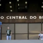 investimento-em-acoes-brasileiras-e-positivo-em-us$-1,689-bilhao-em-julho,-revela-bc