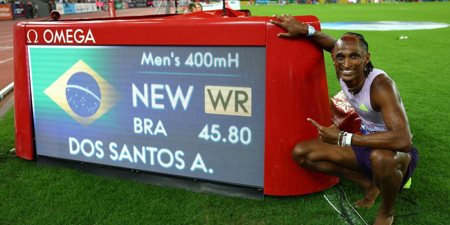 alison-dos-santos-quebra-recorde-mundial-dos-400m-com-barreiras