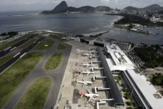 aviao-derrapa-no-santos-dumont-e-voos-sao-cancelados