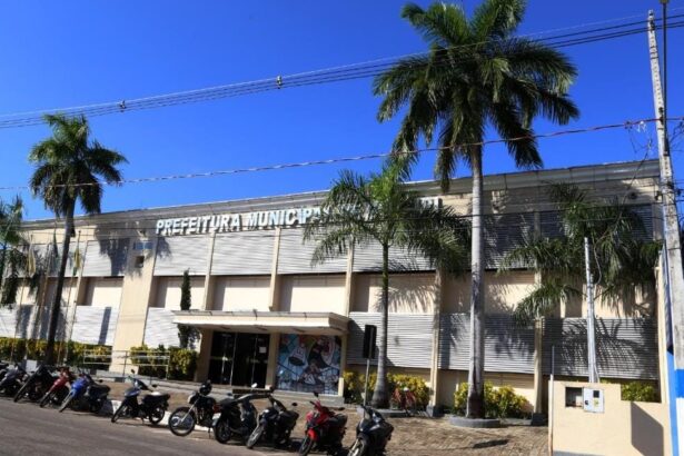 prefeitura-de-gurupi-antecipa-folha-de-agosto-e-servidores-recebem-salarios-nesta-quinta-feira,-27