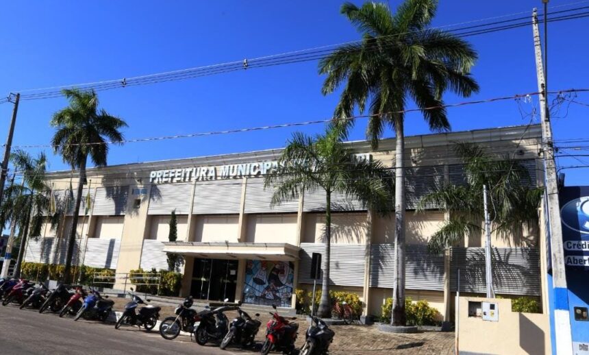 prefeitura-de-gurupi-antecipa-folha-de-agosto-e-servidores-recebem-salarios-nesta-quinta-feira,-27