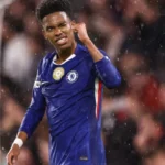 chelsea-vence-o-luton-town-com-ajuda-de-estevao-e-avanca-na-copa-da-liga