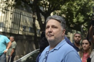 tre-rj-proibe-garotinho-de-ir-a-debate-e-ter-propaganda-eleitoral