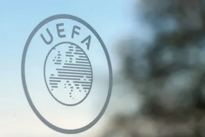 uefa-suspende-provisoriamente-ameaca-de-boicote-a-competicoes-da-fifa