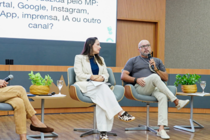 4o-conacomp-debate-uso-estrategico-da-ia-na-comunicacao-publica