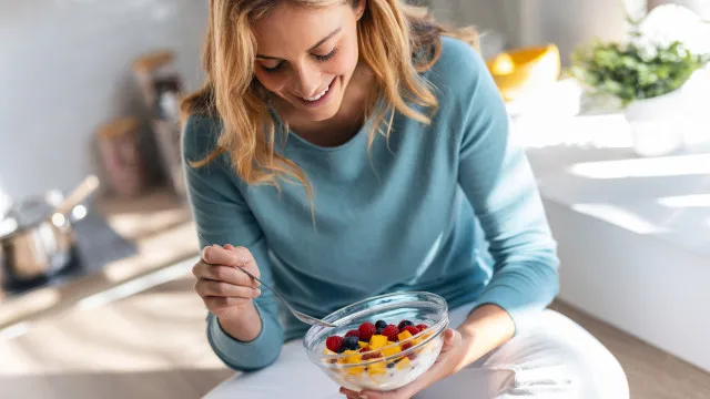 antes-ou-depois-das-refeicoes?-medica-revela-melhor-hora-para-comer-fruta