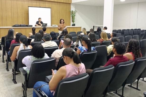 prefeitura-de-palmas-promove-alinhamento-entre-tecnicos-e-gerentes-dos-cras