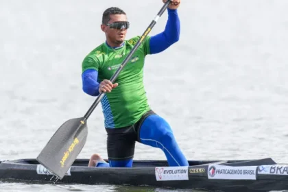 isaquias-queiroz-conquista-o-ouro-no-c1-500m-no-mundial-de-canoagem