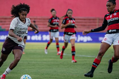 brasileirao-feminino:-flamengo-vence-ferroviara-nas-quartas-por-1-a-0