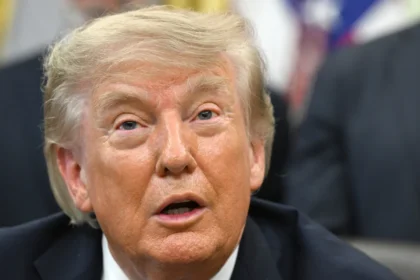 trump-sugere-retirar-apoio-a-soberania-britanica-das-ilhas-malvinas