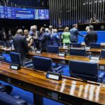 aziz-articula-rito-especial-para-levar-pec-da-escala-6×1-ao-plenario