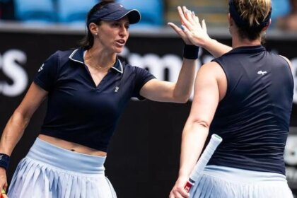 dupla-de-luisa-stefani-vence-estreia-e-avanca-a-2a-rodada-do-us-open