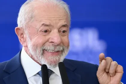 lula-diz-que-todos-devem-ser-investigados-e-cobra-pgr-e-stf-por-resolucao-de-caso-master