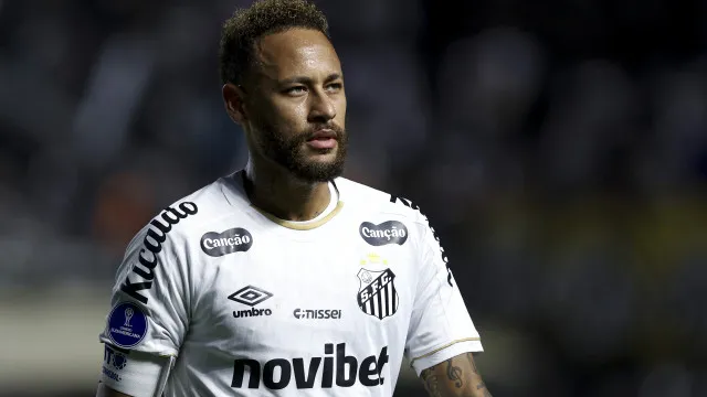‘pior-gramado-que-a-vila-ja-teve’,-diz-neymar-apos-eliminacao-do-santos