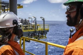 ibama-autoriza-petrobras-a-perfurar-mais-tres-pocos-na-foz-do-amazonas