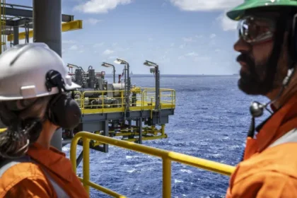 ibama-autoriza-petrobras-a-perfurar-mais-tres-pocos-na-foz-do-amazonas