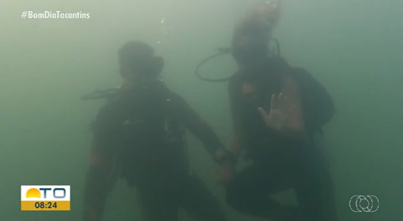 reporter-mergulha-com-bombeiros-e-acompanha-treinamento-em-veiculos-submersos-em-lago-no-to