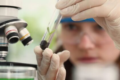 premio-para-mulheres-e-meninas-cientistas-abre-inscricoes-ate-outubro