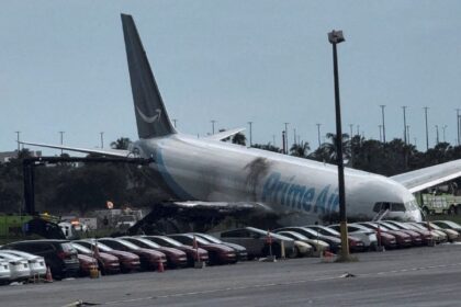pelo-menos-5-pessoas-morrem-em-acidente-com-aviao-de-carga-em-miami