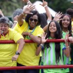 desfile-de-7-de-setembro-homenageia-pioneiras-do-futebol-feminino