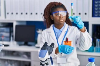premio-mulheres-e-ciencia-tem-inscricoes-abertas-ate-quinta-feira