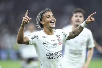 corinthians-reage,-empata-na-argentina-e-decide-vaga-na-semi-da-libertadores-em-casa