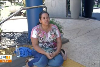 apos-mae-se-acorrentar,-hospital-do-to-emite-relatorio-e-aponta-urgencia-na-transferencia-de-menino-para-sp