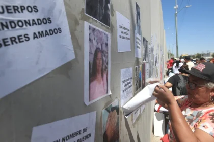 mexico-enterra-117-corpos-nao-identificados-junto-a-fronteira-com-eua