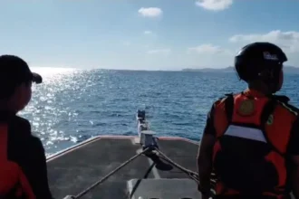 autoridades-indonesias-perdem-contato-com-navio-com-240-pessoas-a-bordo