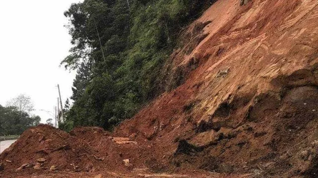 bombeiros-resgatam-corpo-soterrado-apos-queda-de-predio-na-zona-leste-de-sp