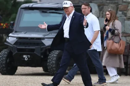 trump-critica-“forcas-negativas”-que-querem-travar-desenvolvimento-da-ia