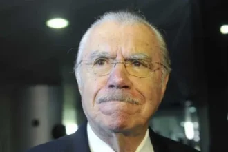 ex-presidente-jose-sarney-e-internado-com-pneumonia-aos-96-anos