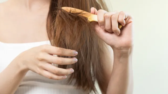 cabelo-fino-e-sem-volume?-3-habitos-simples-podem-ajudar-a-fortalece-lo