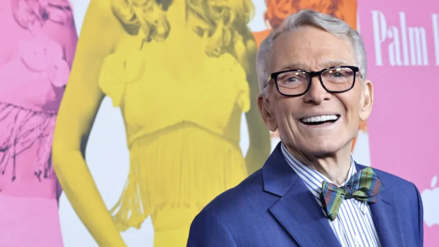 morre-bob-mackie,-estilista-que-vestiu-madonna-e-elton-john,-aos-87-anos