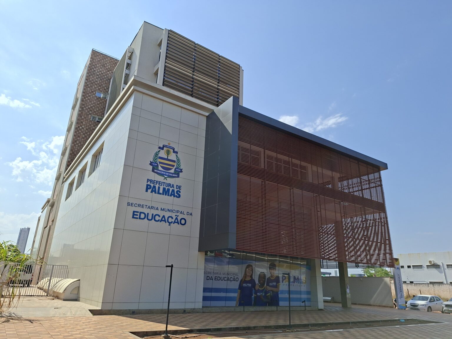 educacao-contrata-empresa-para-manutencao-e-reformas-em-escolas-e-cmeis-de-palmas