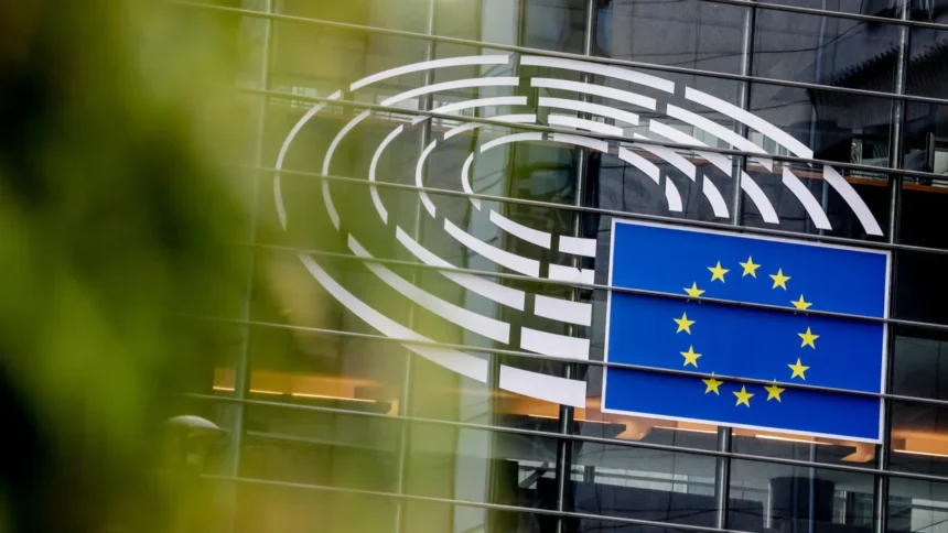 parlamento-europeu-aponta-russia-como-principal-ameaca-externa-a-ue