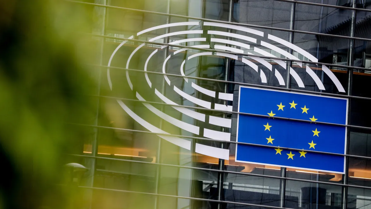 parlamento-europeu-aponta-russia-como-principal-ameaca-externa-a-ue