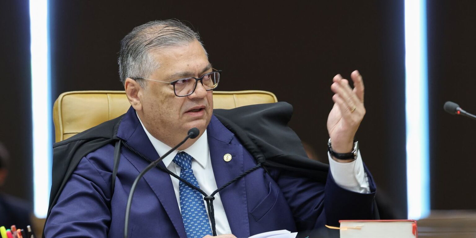 flavio-dino-pede-vista-de-julgamento-sobre-moraes-e-mendonca