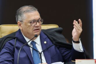 flavio-dino-pede-vista-de-julgamento-sobre-moraes-e-mendonca