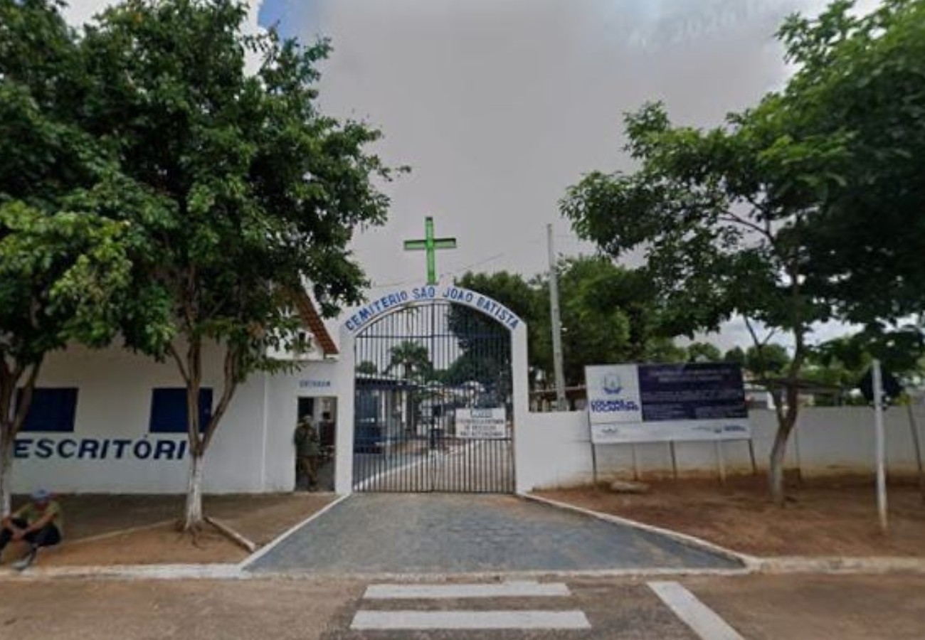 mp-recomenda-obras-de-contencao-e-drenagem-apos-tumulos-serem-afetados-por-enxurradas-em-cemiterio-de-colinas