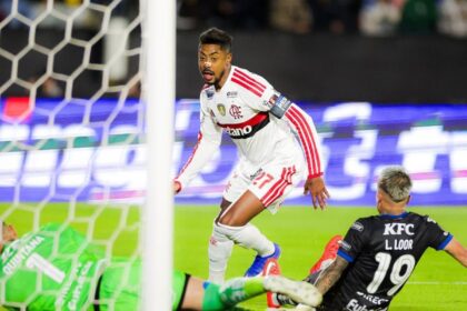 libertadores:-radio-nacional-transmite-fla-e-independiente-del-valle