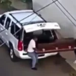 caixao-com-corpo-e-abandonado-em-rua-no-mexico;-video-mostra-momento